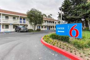  Motel 6-Salinas, CA - North Monterey Area  Салинас